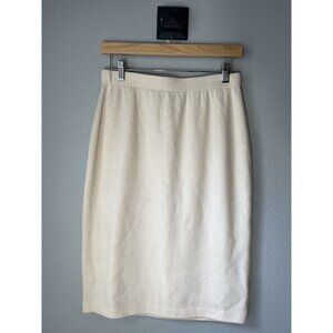 ST. JOHN Collection Size 8 Creamy Faintest Of Pink Santana Knit Straight Skirt
